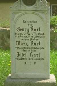 Grabstein im Wehrfriedhof von Altenstadt bei Vohenstrauß